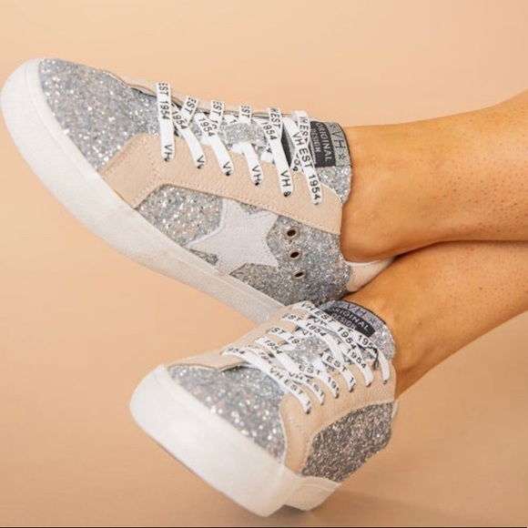 Bani 2 Sneaker - Picture 3 of 11